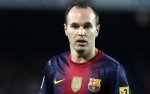 Iniesta nhìn trực diện.jpg